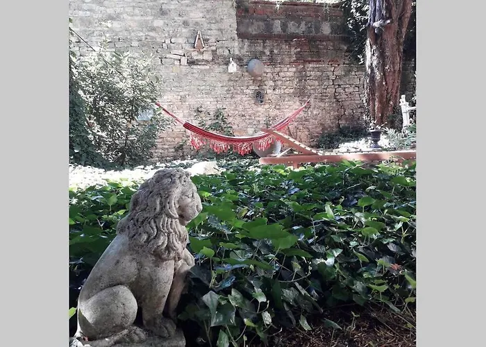 Le Clos 25